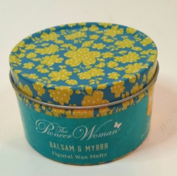 Pioneer Woman Wax Melts 2 Tins - Picture 2 of 7